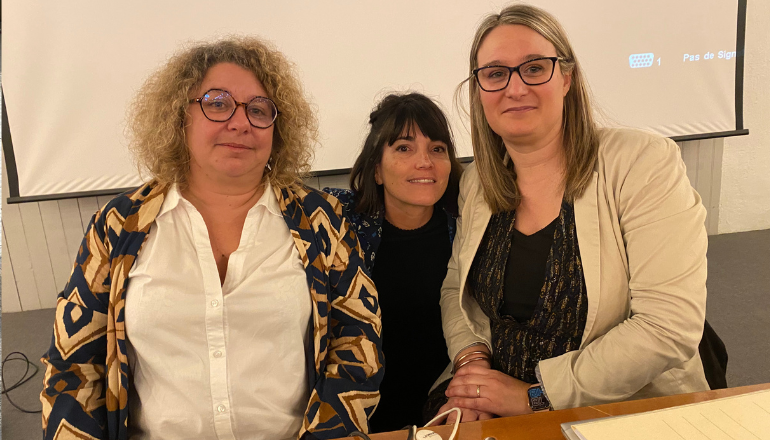 De g. à d. : Julie Chatelain, Aurélie Fountic-La Paglia et Florence Nègre-Monin lors de la présentation, le 26 novembre © L’Écho du Languedoc.